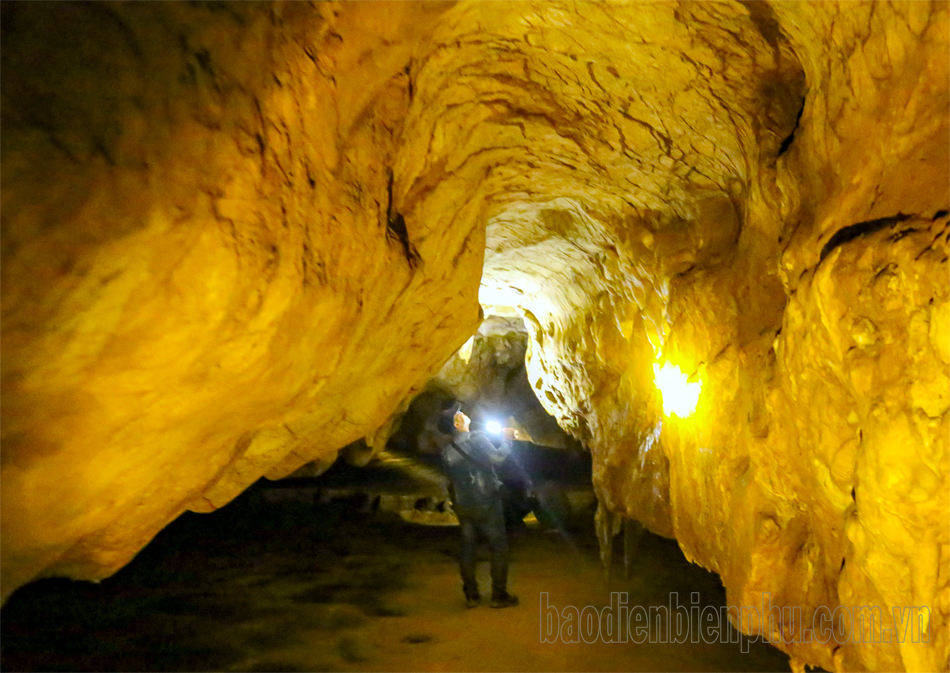 Điện Biên: Khai thác giá trị hang động phục vụ phát triển du lịch