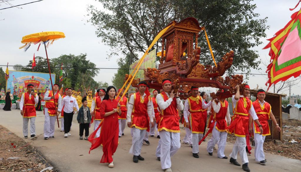 Bản sắc văn hóa làng xã Bắc Ninh qua lễ hội truyền thống