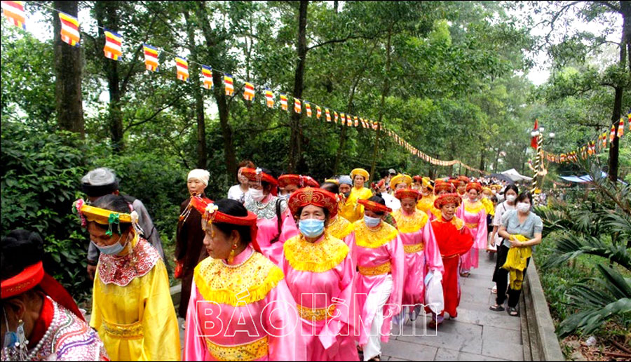 Hà Nam: Tháng ba trẩy hội chùa Đọi