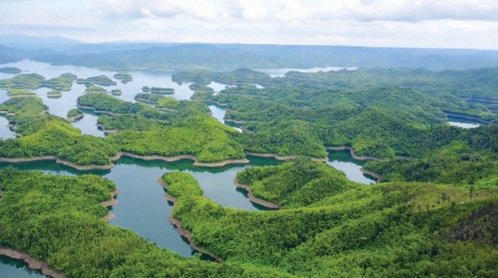 Đắk Nông: Tà Đùng - Biển hồ trên núi