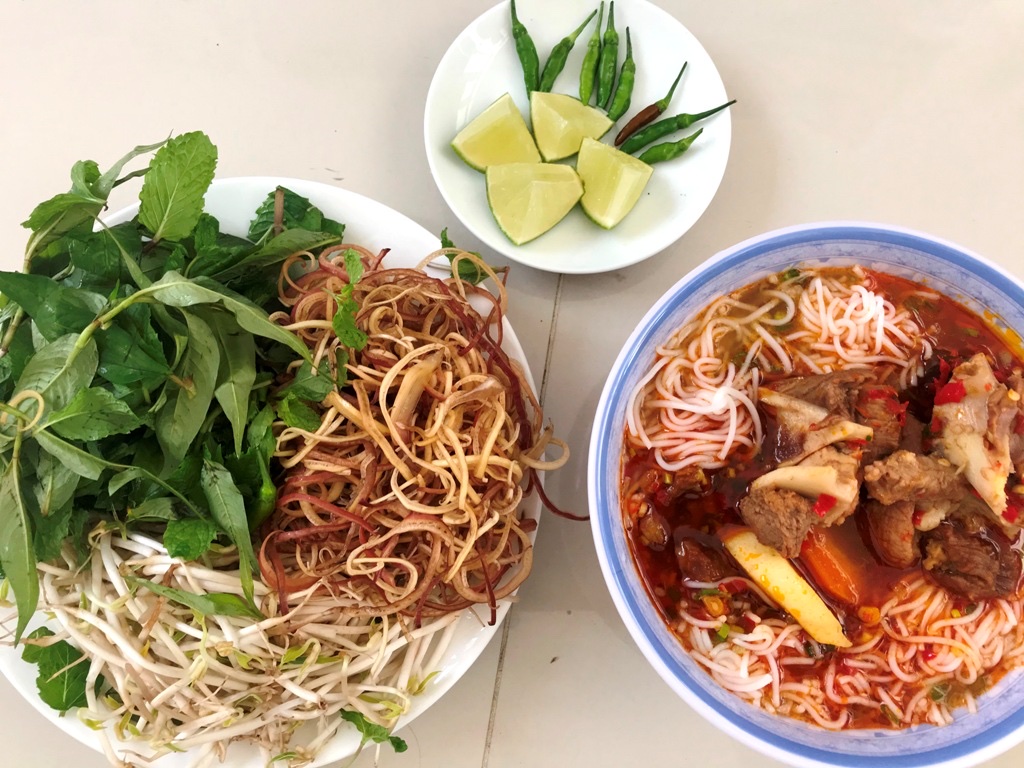 Thơm ngon bún bò Phan Thiết