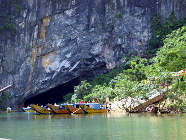 Quảng Bình phát hiện 44 hang động mới ở Phong Nha- Kẻ Bàng