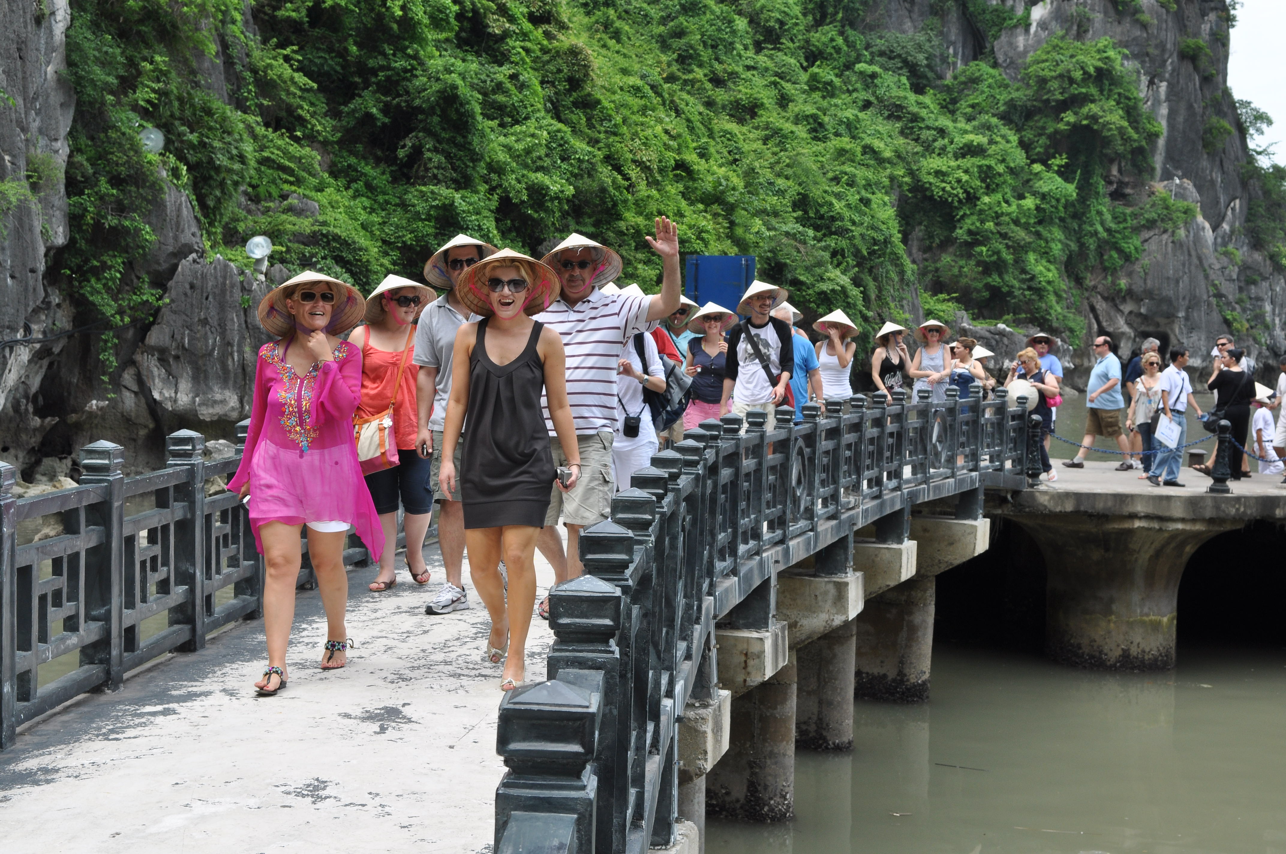 Những con số bất ngờ về xếp hạng du lịch Việt Nam