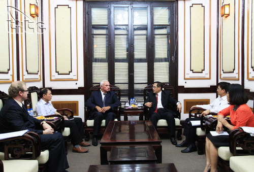 Tổng cục Du lịch làm việc với Đại sứ Cộng hòa Belarus tại Việt Nam