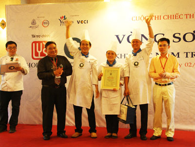 Vòng sơ kết khu vực Nam Trung bộ cuộc thi Chiếc thìa vàng: Đội khách sạn Hải Âu (Bình Định) đoạt giải nhất